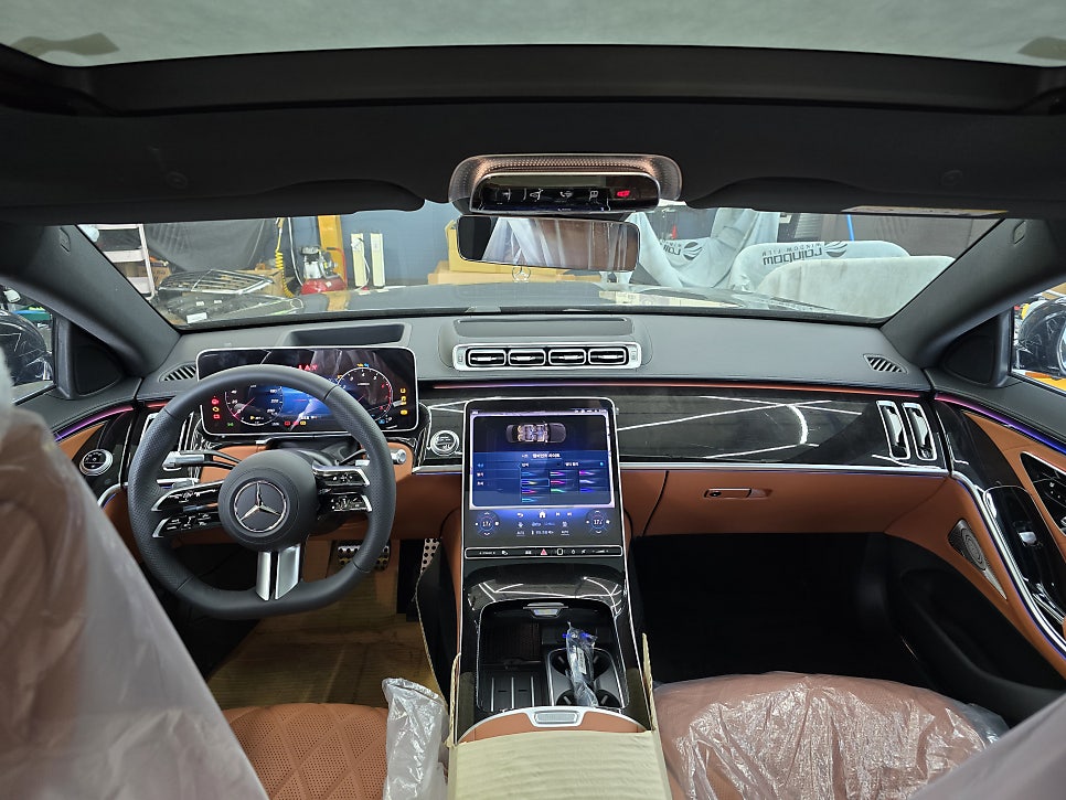 벤츠 w223 s500 - 액티브 엠비언트 " 액비브 엠비언트가 없다면 S클래스라 할 수 없죠~~ "
