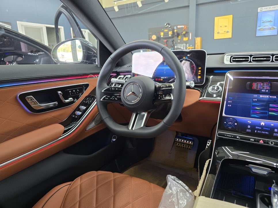 벤츠 w223 s500 - 액티브 엠비언트 " 액비브 엠비언트가 없다면 S클래스라 할 수 없죠~~ "