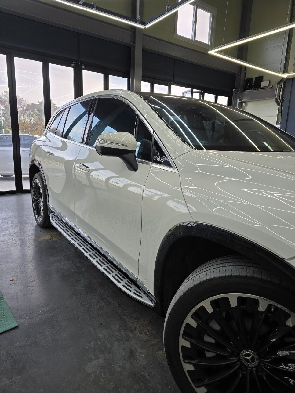 광주 카오카오 ] 벤츠eqs suv - 정품 사이드 스텝   " 불편하게 차 타고 내리지 마세요 !  "