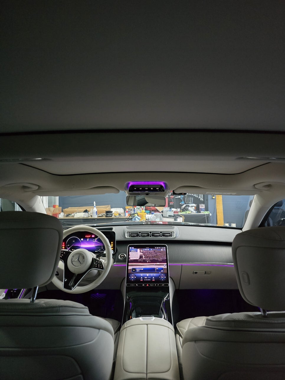 광주 벤츠 엠비언트 ] 벤츠 w223 s450 - 액티브 엠비언트 ,천장 부메스터, 4d 부메스터 " 이것이 진정한 벤츠 실내 인테리어의 완성 !"