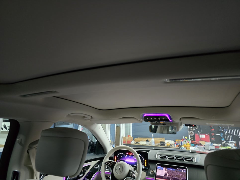 광주 벤츠 엠비언트 ] 벤츠 w223 s450 - 액티브 엠비언트 ,천장 부메스터, 4d 부메스터 " 이것이 진정한 벤츠 실내 인테리어의 완성 !"