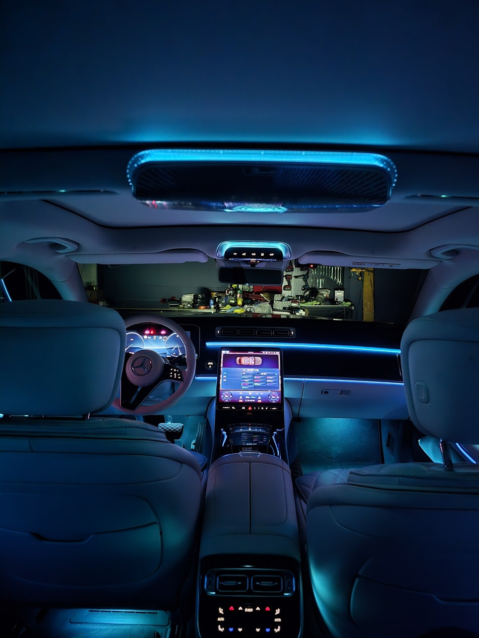 광주 벤츠 엠비언트 ] 벤츠 w223 s450 - 액티브 엠비언트 ,천장 부메스터, 4d 부메스터 " 이것이 진정한 벤츠 실내 인테리어의 완성 !"