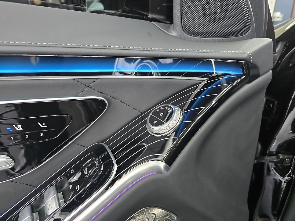 벤츠 w223 s580 - 액티브 엠비언트 & 피아노 락커트림 애프터 조합으로 가성비있게 시공해요 !!!