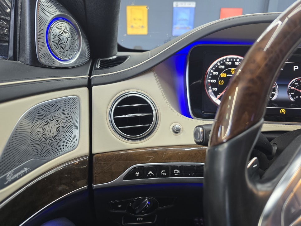 벤츠 s63amg - 송풍구 엠비언트 " 무드 엠비언트, 실내 낭만 가득"