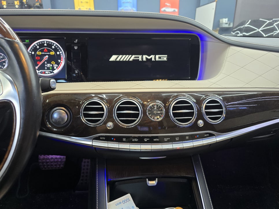 벤츠 s63amg - 송풍구 엠비언트 " 무드 엠비언트, 실내 낭만 가득"