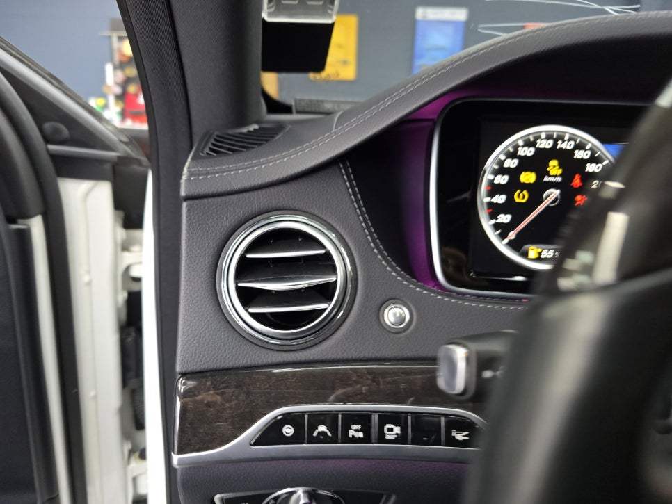 벤츠 s350d - 송풍구 엠비언트 " S클래스에 송풍구 엠비언트가 없다구요.?? "