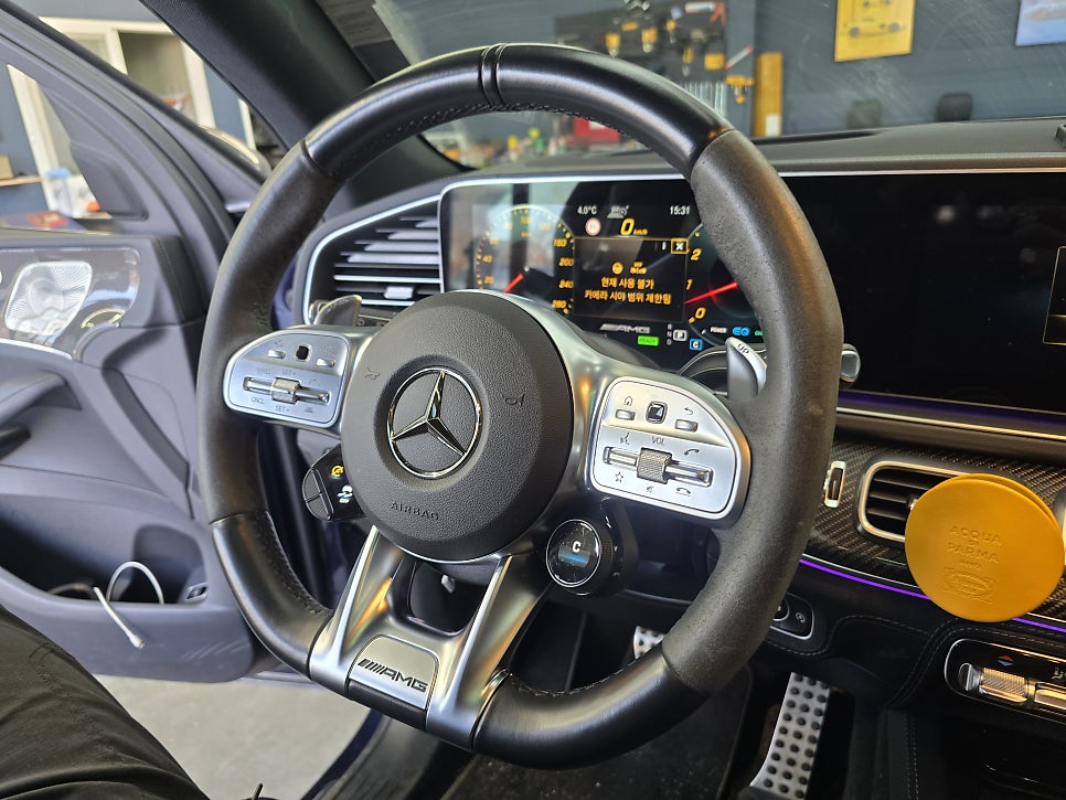 벤츠 gle53amg - 카본 핸들교체! " 기존 정품부품 이식 ! "