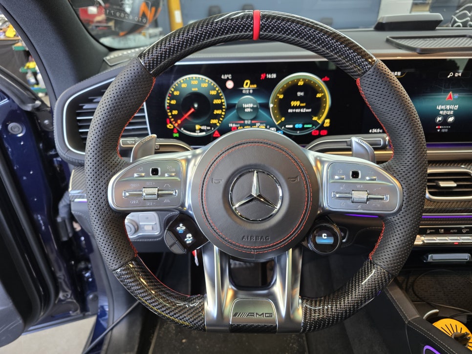 벤츠 gle53amg - 카본 핸들교체! " 기존 정품부품 이식 ! "