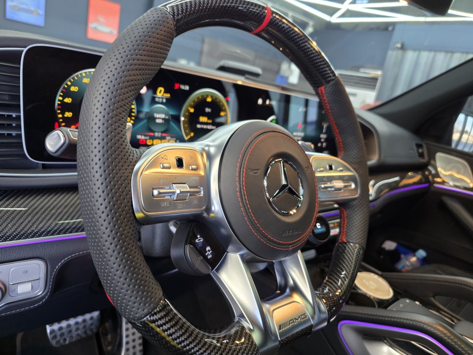 벤츠 gle53amg - 카본 핸들교체! " 기존 정품부품 이식 ! "
