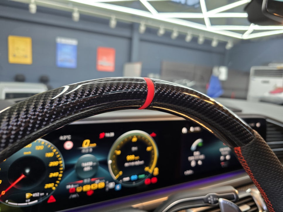 벤츠 gle53amg - 카본 핸들교체! " 기존 정품부품 이식 ! "