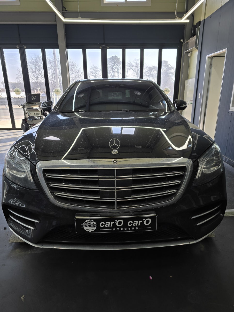 벤츠 w222 amg line 에서 s65 바디킷으로 교체 " 세련되고 웅장한 모습으로 업그레이드 !! "