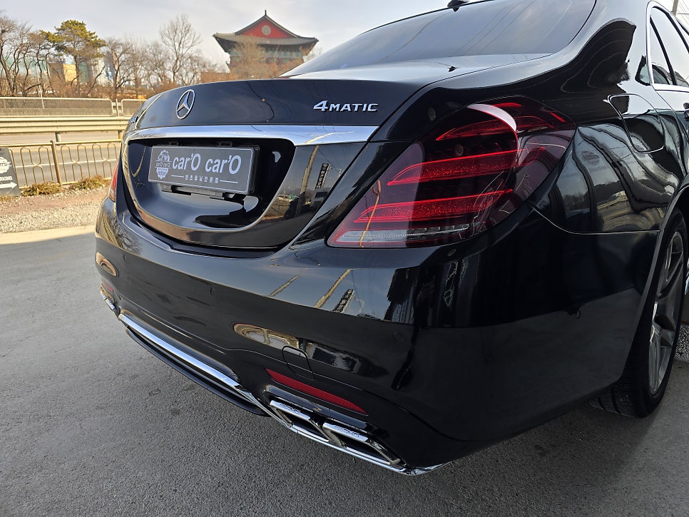 벤츠 w222 amg line 에서 s65 바디킷으로 교체 " 세련되고 웅장한 모습으로 업그레이드 !! "