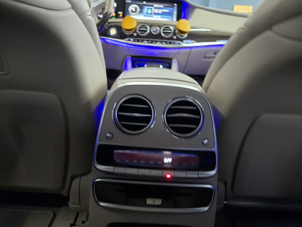 벤츠 w222 s560 - 송풍구 엠비언트, 3D 부메스터 " 실내 엠비언트 꽃을 피우다 ~ "