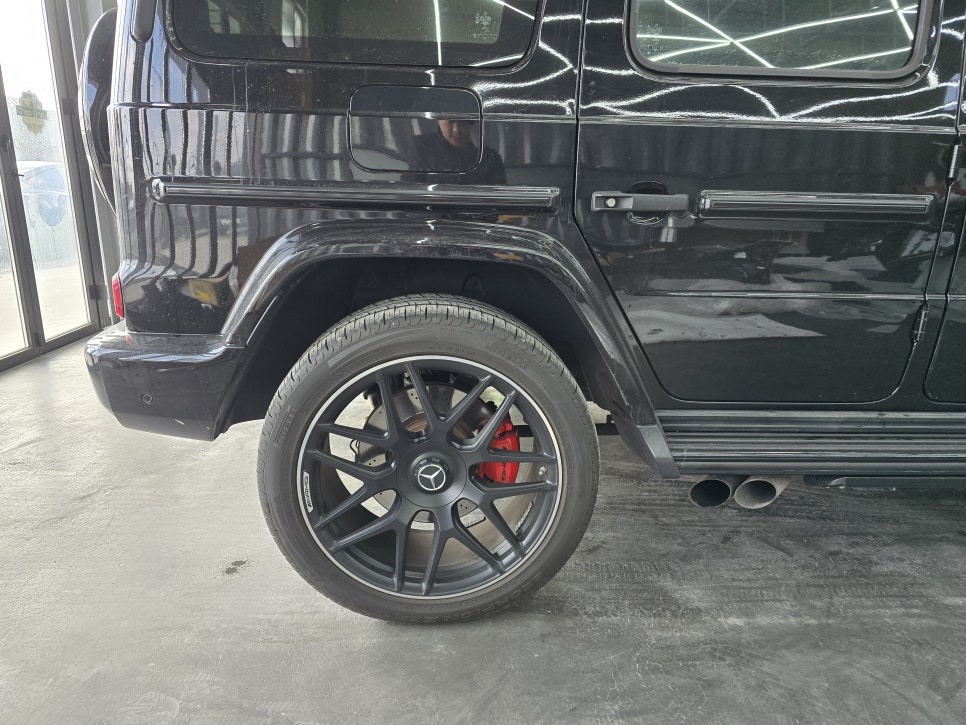 벤츠 지바겐 g63 - 브라부스 brabus 바디킷 " 지바겐을 더욱 특별하게~ "