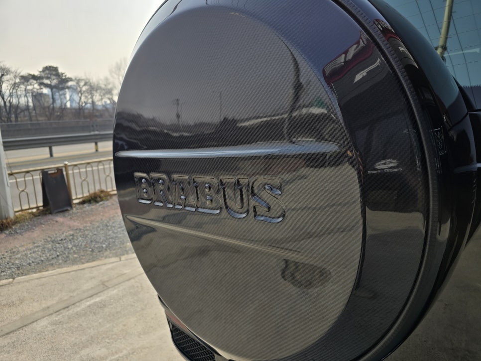 벤츠 지바겐 g63 - 브라부스 brabus 바디킷 " 지바겐을 더욱 특별하게~ "