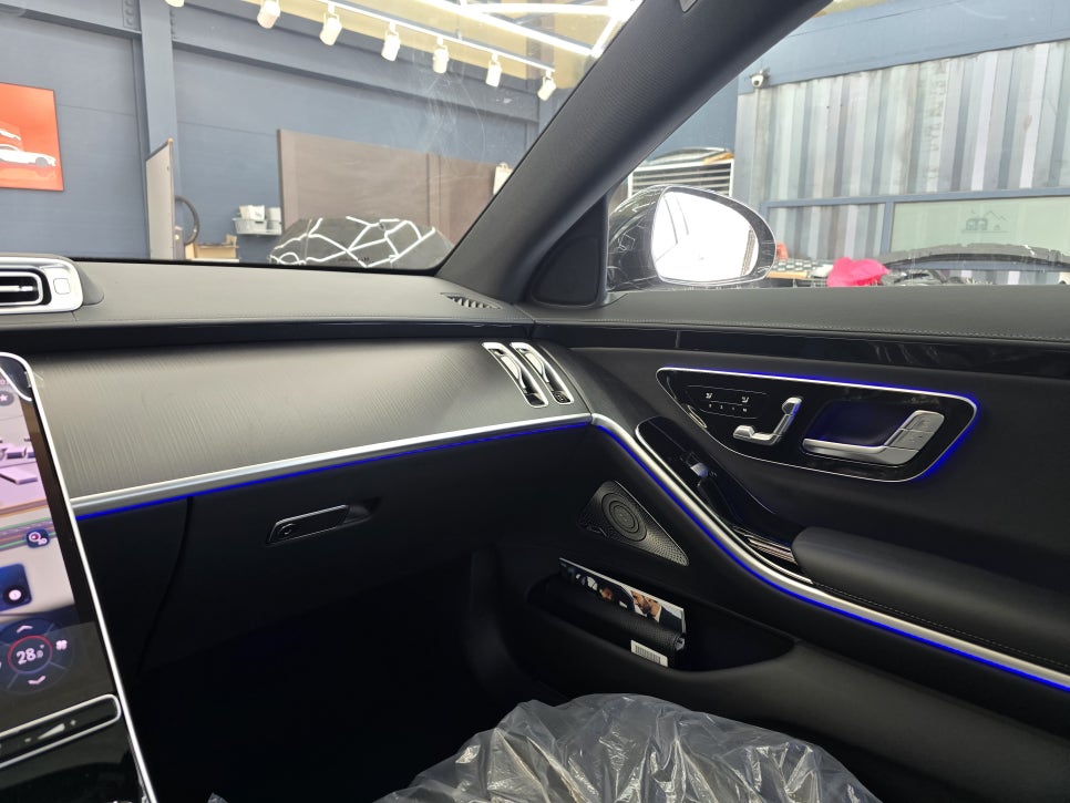 벤츠 s350d - 액티브 엠비언트 " 실내 무드 감성 최상 "