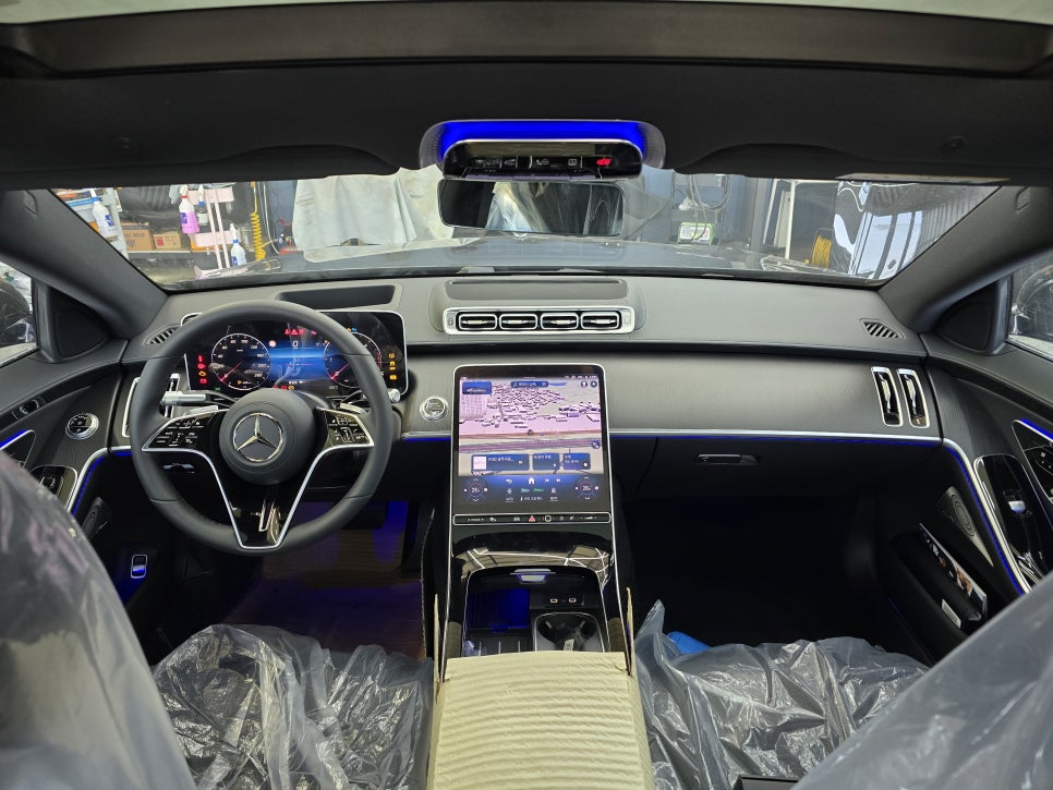 벤츠 s350d - 액티브 엠비언트 " 실내 무드 감성 최상 "