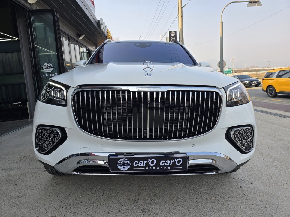 벤츠 gls580 - 마이바흐 23인치 단조휠, 전동사이드 스텝, 페달,손목거치대
