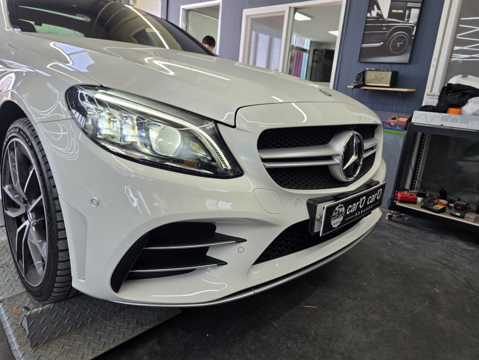 광주 벤츠레트로핏 ] 벤츠 C43amg - 세로그릴 & 송풍구 엠비언트  " 최강 드레스업 ! "