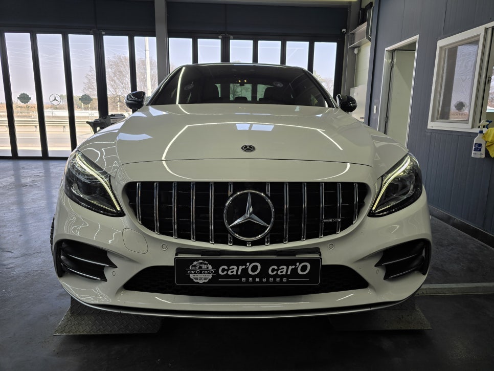 광주 벤츠레트로핏 ] 벤츠 C43amg - 세로그릴 & 송풍구 엠비언트  " 최강 드레스업 ! "