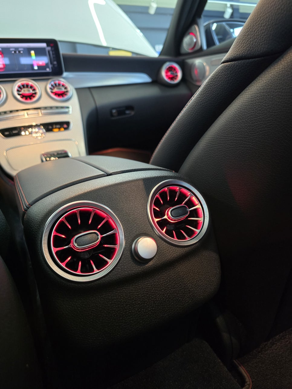 광주 벤츠레트로핏 ] 벤츠 C43amg - 세로그릴 & 송풍구 엠비언트  " 최강 드레스업 ! "