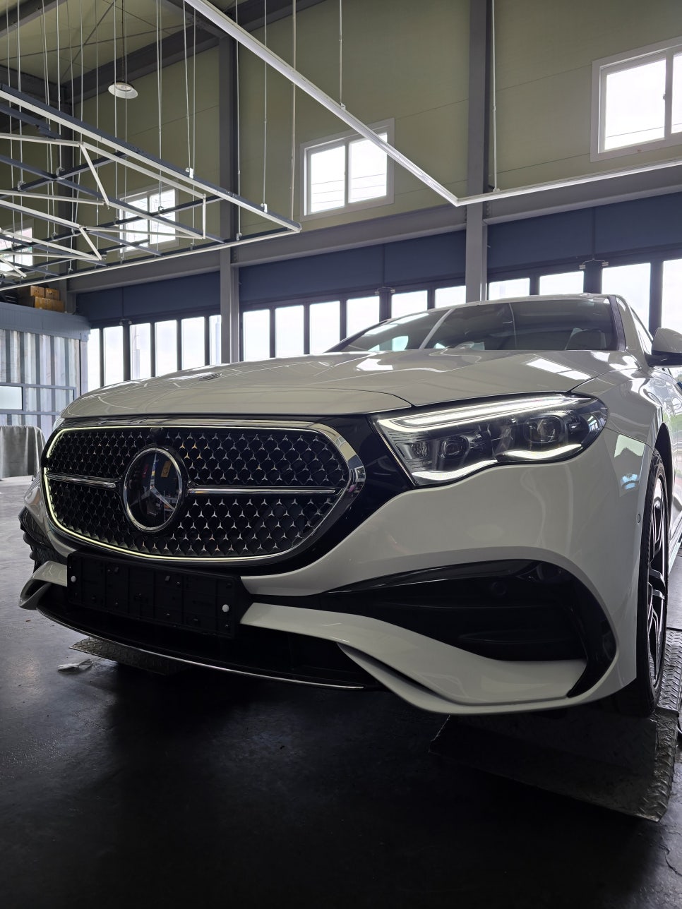 벤츠 e클래스 - amg line 발광그릴 " 요즘 트렌드... "