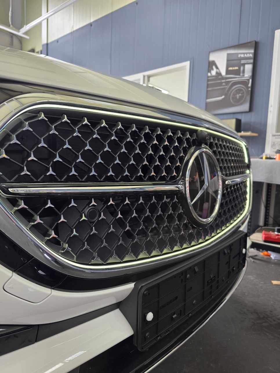 벤츠 e클래스 - amg line 발광그릴 " 요즘 트렌드... "