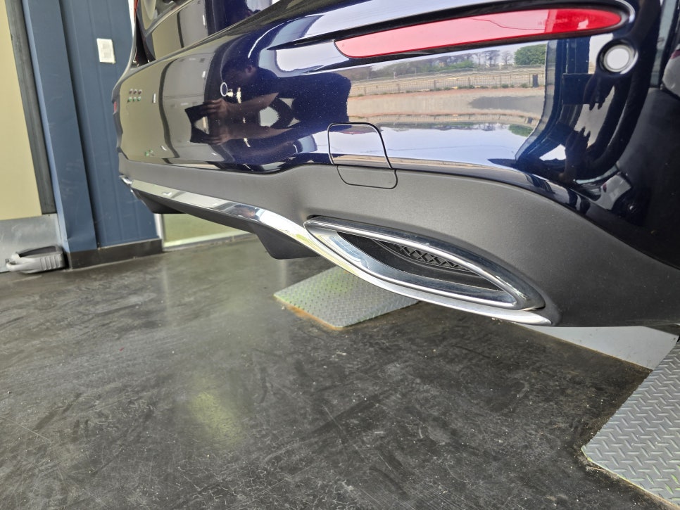 벤츠 e클래스 페리 - 63amg 디퓨저, 드라이 카본 스포일러 " 후면부 드레스업 !! "