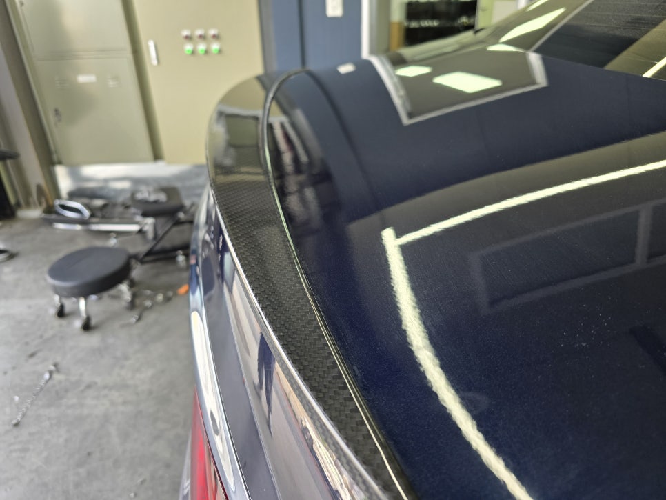 벤츠 e클래스 페리 - 63amg 디퓨저, 드라이 카본 스포일러 " 후면부 드레스업 !! "