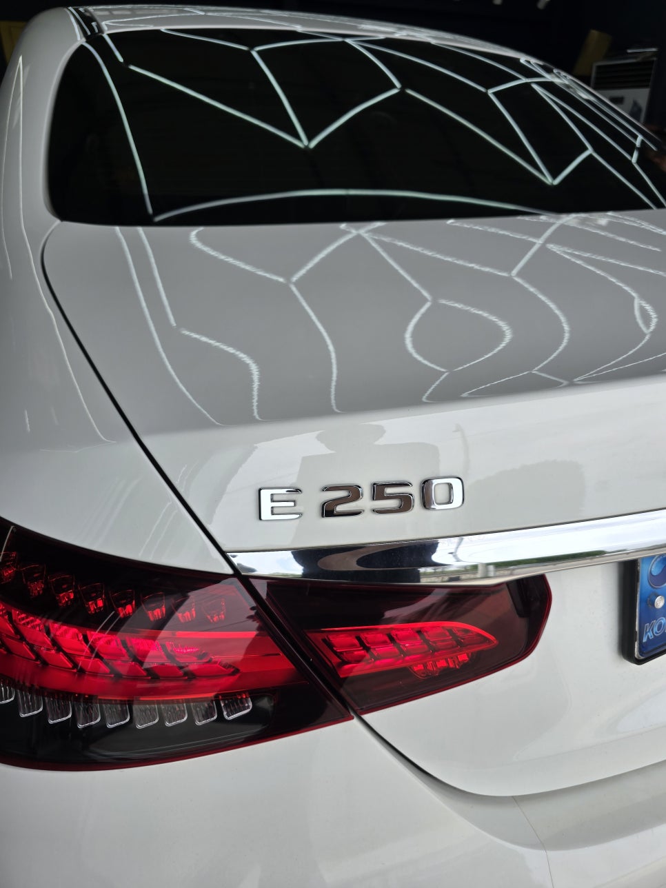 광주 벤츠 블랙박스 전문점 ] 벤츠 e250 - 아이나비 qxd1, 에코파워팩 s12   " 주차 녹화도 가능합니다 !! "