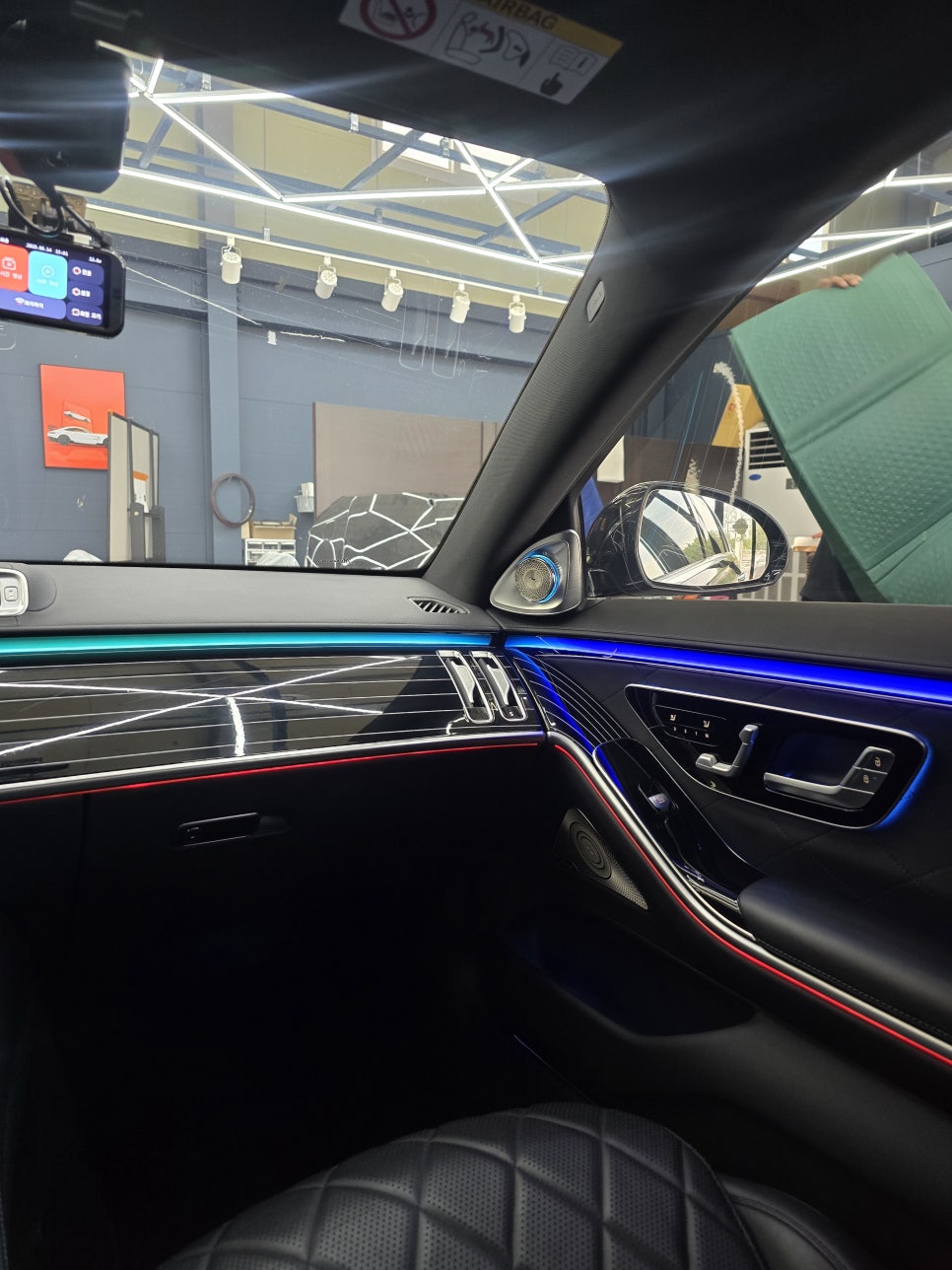 광주 벤츠레트로핏 ] 벤츠 s400d - 피아노 락커트림   " 우아한 실내 인테리어  "