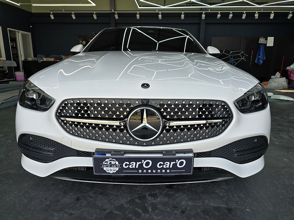 광주 벤츠레트로핏 전문 시공업체 카오카오 ] 벤츠 w206 c200 - 정품어라운드뷰, 다이아몬드 그릴   " 쉽고 안전한 주차를 위한 시공 "