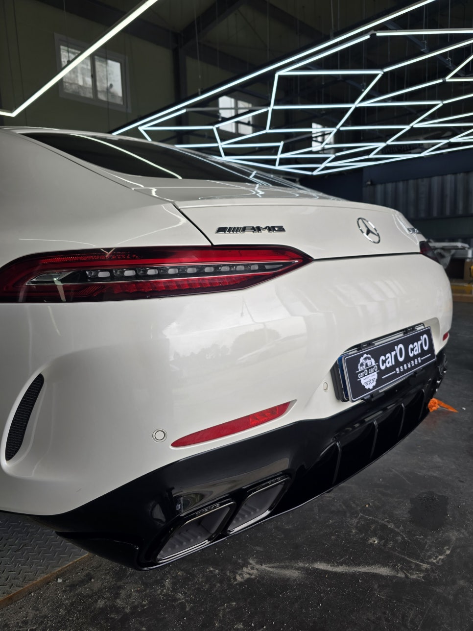 벤츠 Gt43 -> Gt63 블랙 디퓨저, 머플러팁 교체