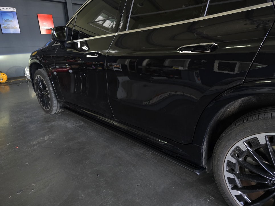벤츠 eqs suv - 킹스텝 전동사이드 발판 " 편리한 승하차 "