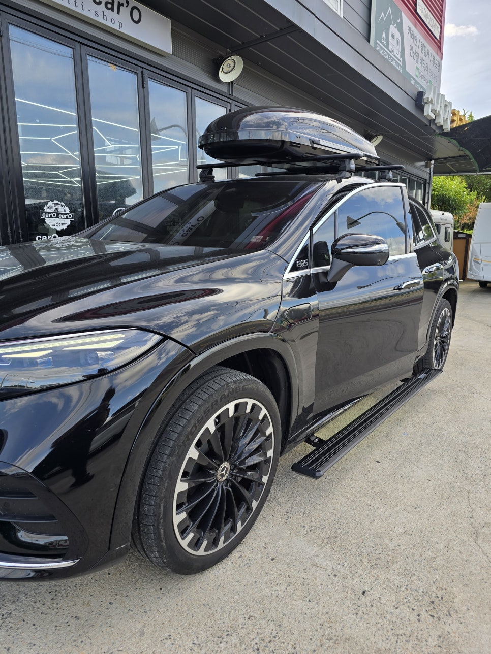 벤츠 eqs suv - 킹스텝 전동사이드 발판 " 편리한 승하차 "