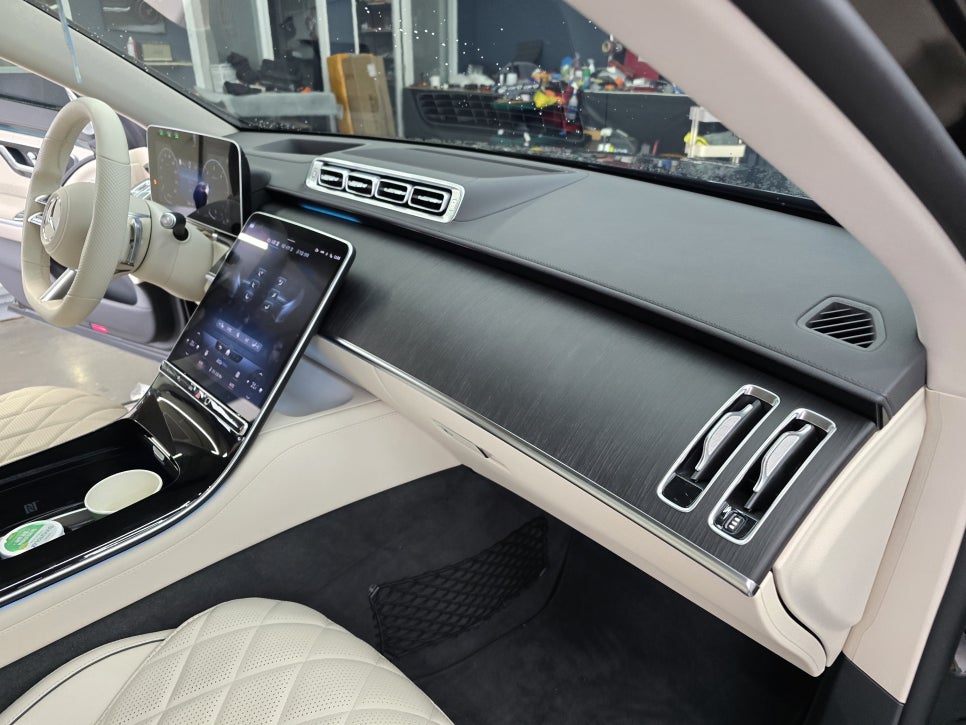 광주 벤츠 엠비언트 ] 벤츠 S400d -  액티브 엠비언트 & 4d부메스터 "  환상의 짝꿍 "
