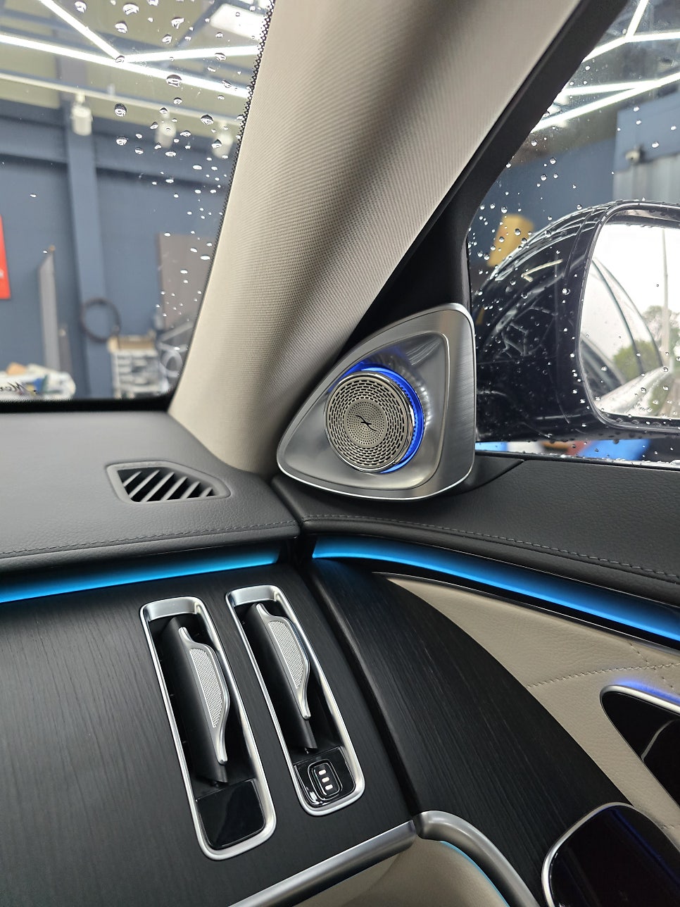 광주 벤츠 엠비언트 ] 벤츠 S400d -  액티브 엠비언트 & 4d부메스터 "  환상의 짝꿍 "