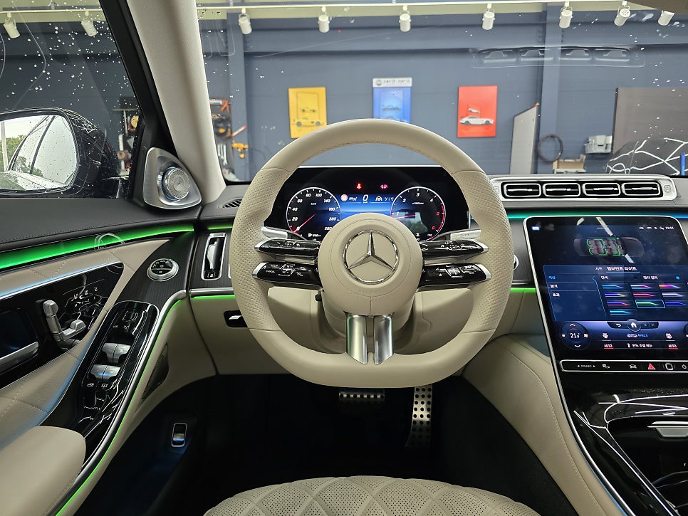 광주 벤츠 엠비언트 ] 벤츠 S400d -  액티브 엠비언트 & 4d부메스터 "  환상의 짝꿍 "