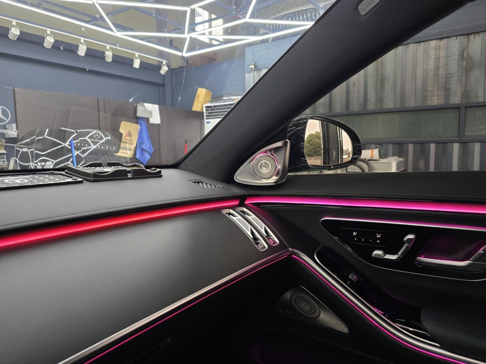 광주 벤츠 엠비언트 시공업체 ] 벤츠 S350d - 액티브 엠비언트 & 4D부메스터 " 빠질수없는 실내 무드조명 "