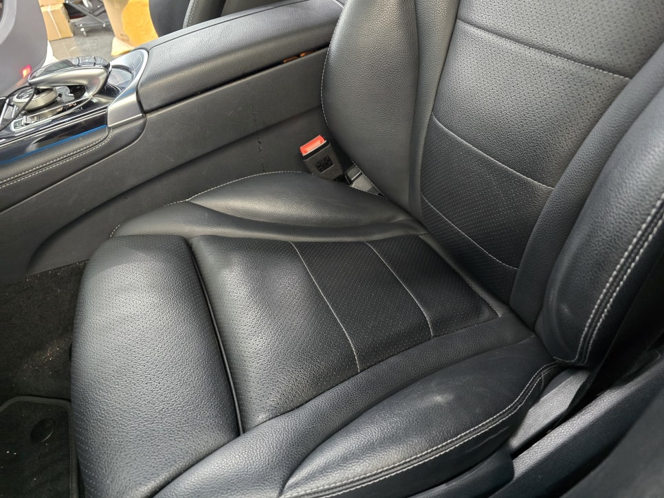 벤츠 glc350e - 통풍 시트  " 무더위 시작, 통풍시트 없으면 안돼 !! "