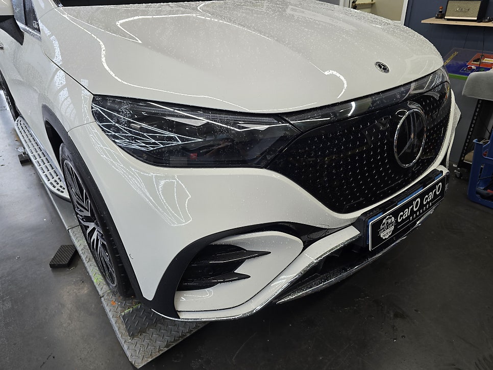벤츠 eqe500 suv - 세로 그릴 " 전기차에도 스포티한 감성 입히기 !"