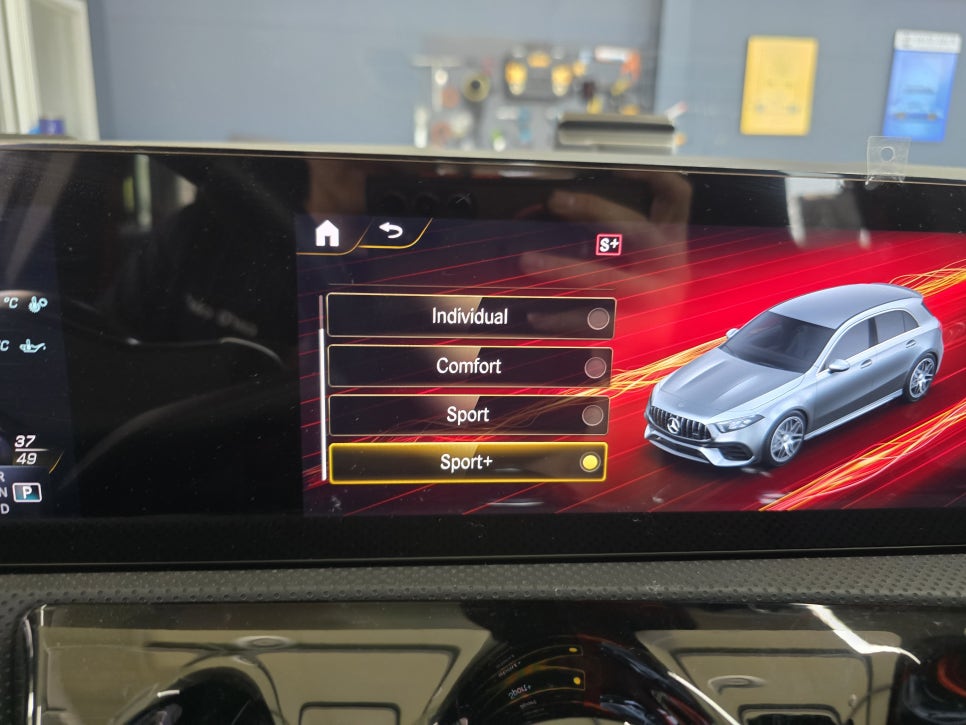 벤츠 a45amg - acc (어댑티브 크루즈 컨트롤) & 계기판 amg 최적화 코딩   " 운전자의 피로도를 줄여주는 순정 기능 "