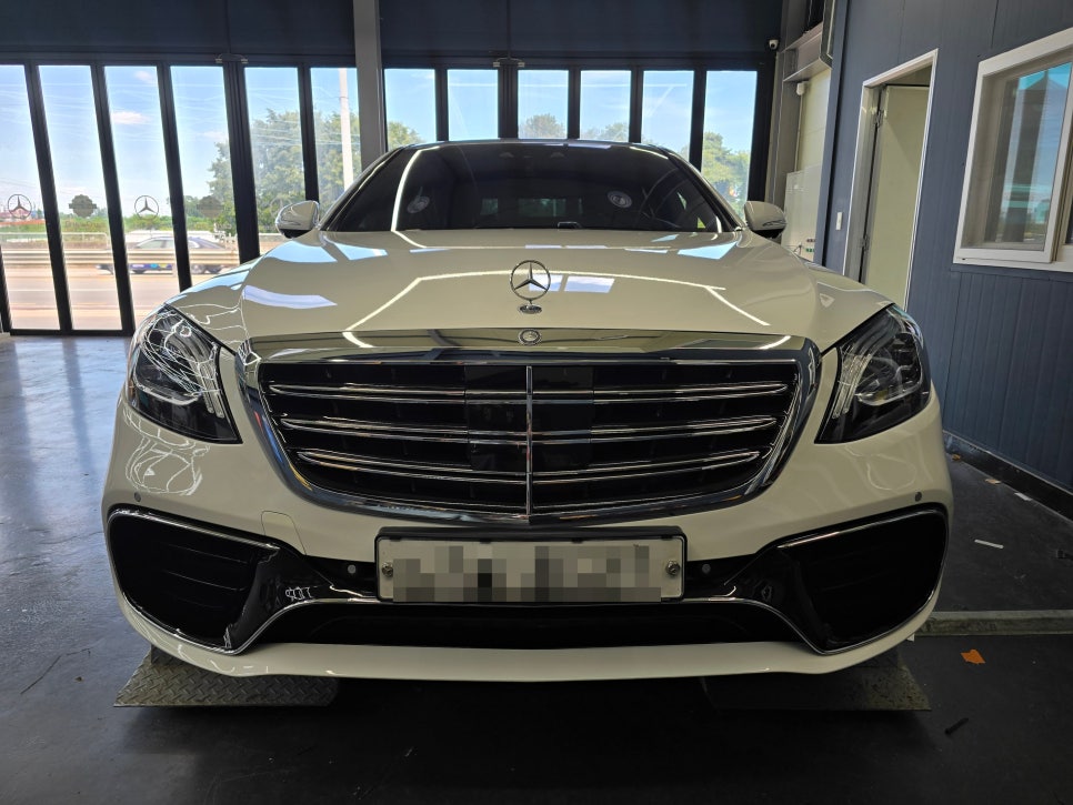 광주 벤츠 사고 수리 전문 ] 벤츠 W222 컨버전 차량 - 사고 수리   " 보험 수리 "