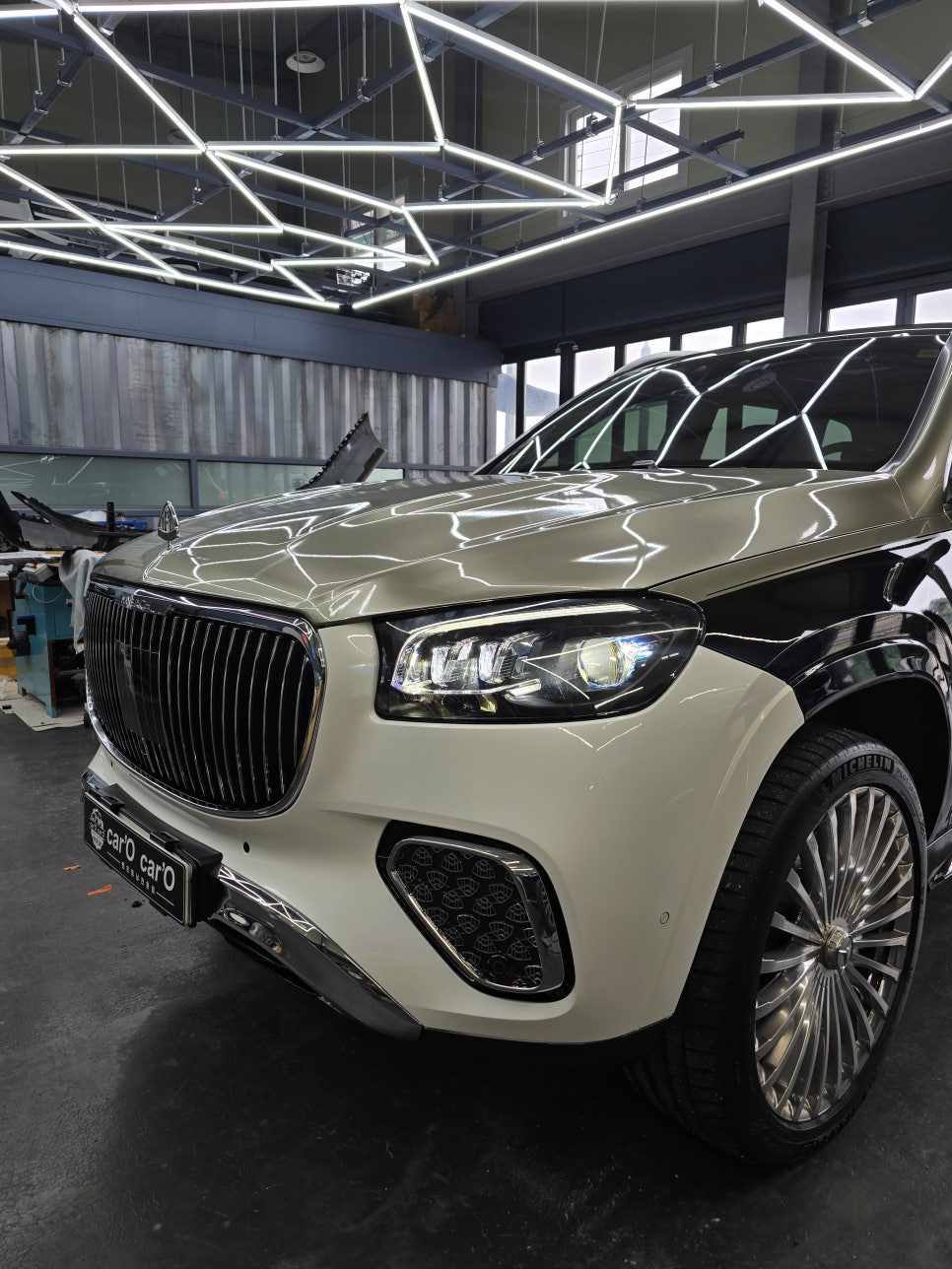 벤츠 gls600 마이바흐 - 후기형 컨버전 " 페리 전에서 페리 후로 업그레이드!! '
