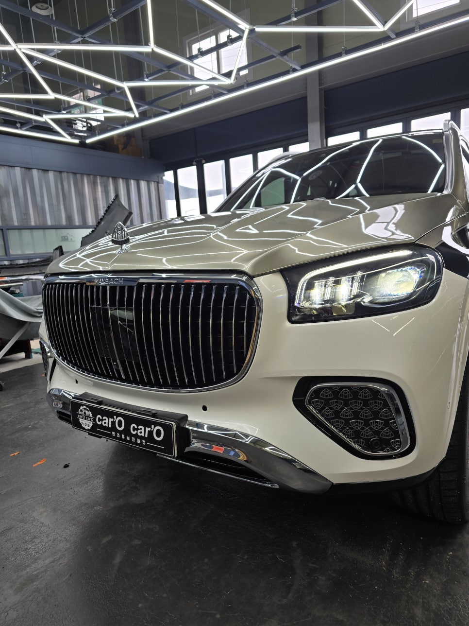 벤츠 gls600 마이바흐 - 후기형 컨버전 " 페리 전에서 페리 후로 업그레이드!! '