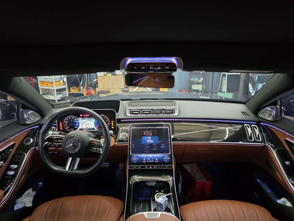 벤츠 S클래스 실내 튜닝 ] 벤츠 S500 - 액티브엠비언트 & 4D부메스터   " 최고의 감성 퍼포먼스 "