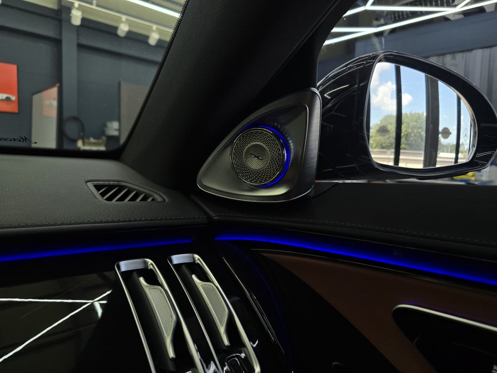 벤츠 S클래스 실내 튜닝 ] 벤츠 S500 - 액티브엠비언트 & 4D부메스터   " 최고의 감성 퍼포먼스 "