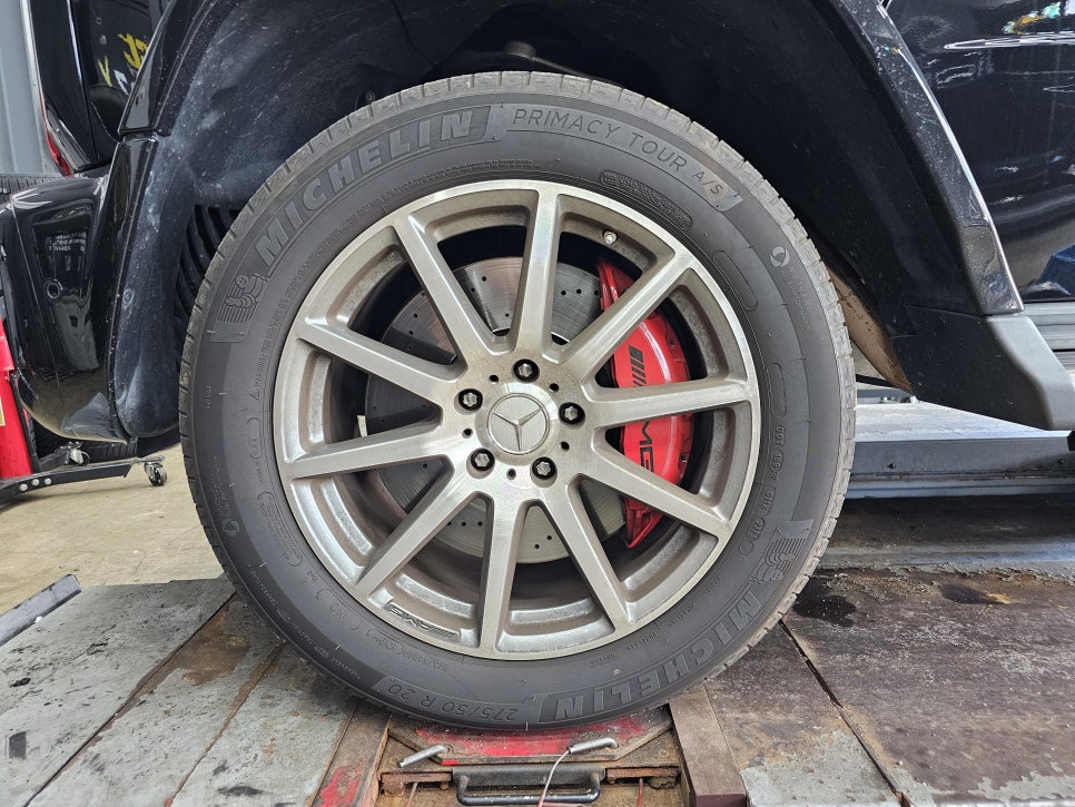 벤츠 G63 - 22인치 G63amg 퍼포먼스 에디션 휠 / 피렐리 타이어교체