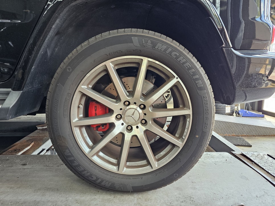 벤츠 G63 - 22인치 G63amg 퍼포먼스 에디션 휠 / 피렐리 타이어교체