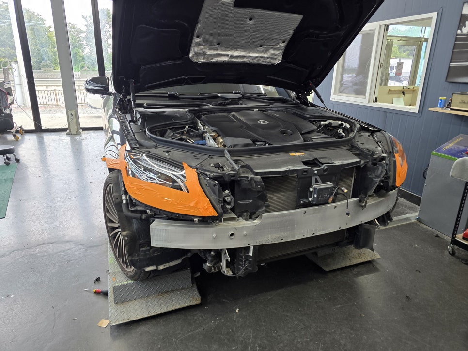 광주 카오카오 벤츠레트로핏 전문시공업체 ] 벤츠 s350d - s65 바디킷 교체! 럭셔리 업그레이드 !!